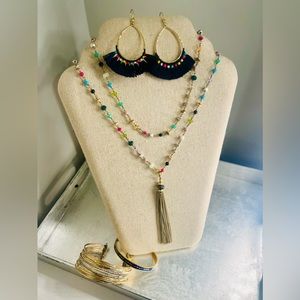 Stella & Dot Vintage Blue/Gold Necklace/Earrings/Bracelet Lot